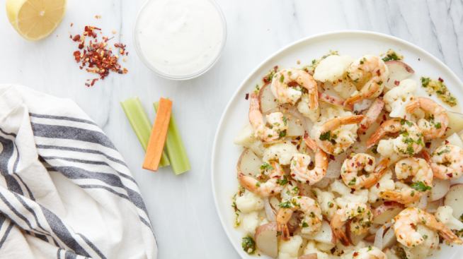 Lemon and Garlic Shrimp with Steamed Veggies, Crudité and Dip