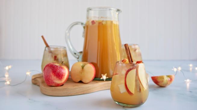 Festive Apple Pie Punch