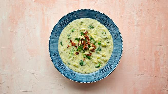 Cheesy Keto Broccoli Soup